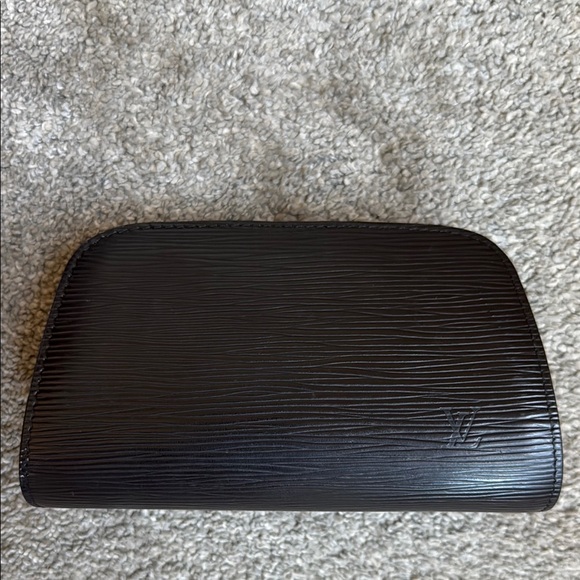 Louis Vuitton Epi Dauphine PM Pouch M48442 - Picture 1 of 12